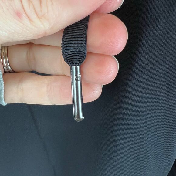 Lululemon Black High Rise Joggers Size 6 • Stretch Travel Athleisure Pants - Picture 3 of 7